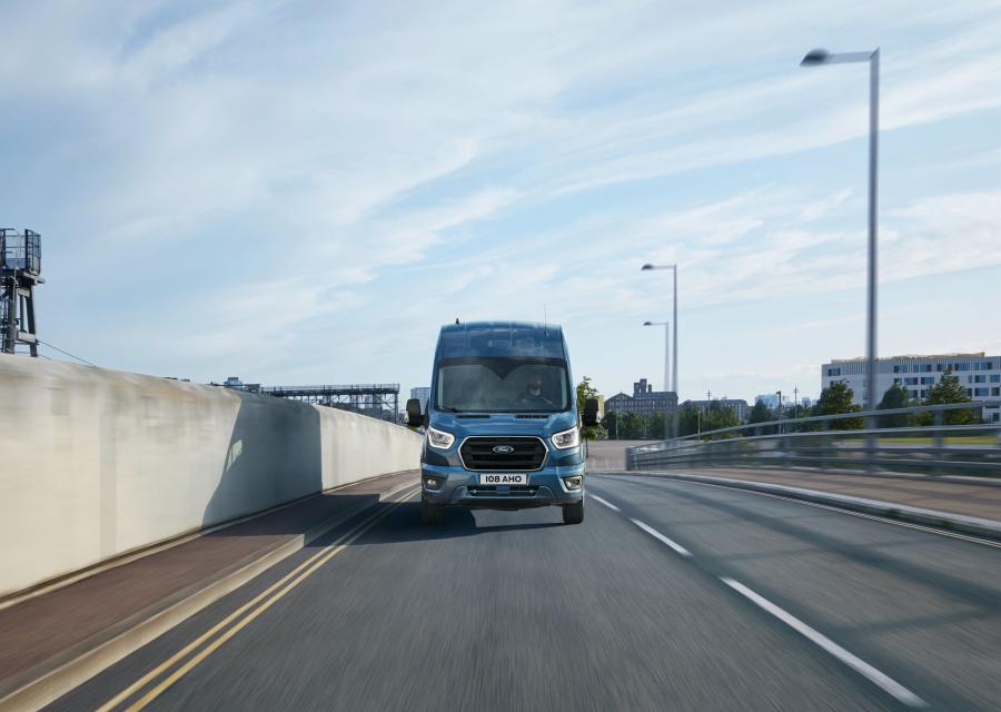  Ford Transit Jumbo Van L4H3 2018 года  (EU) (фото 11 из 25)